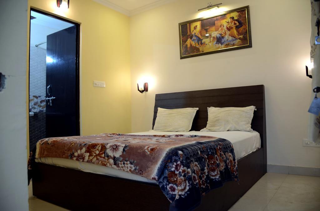 Mohini Home Stay Agra  Eksteriør billede